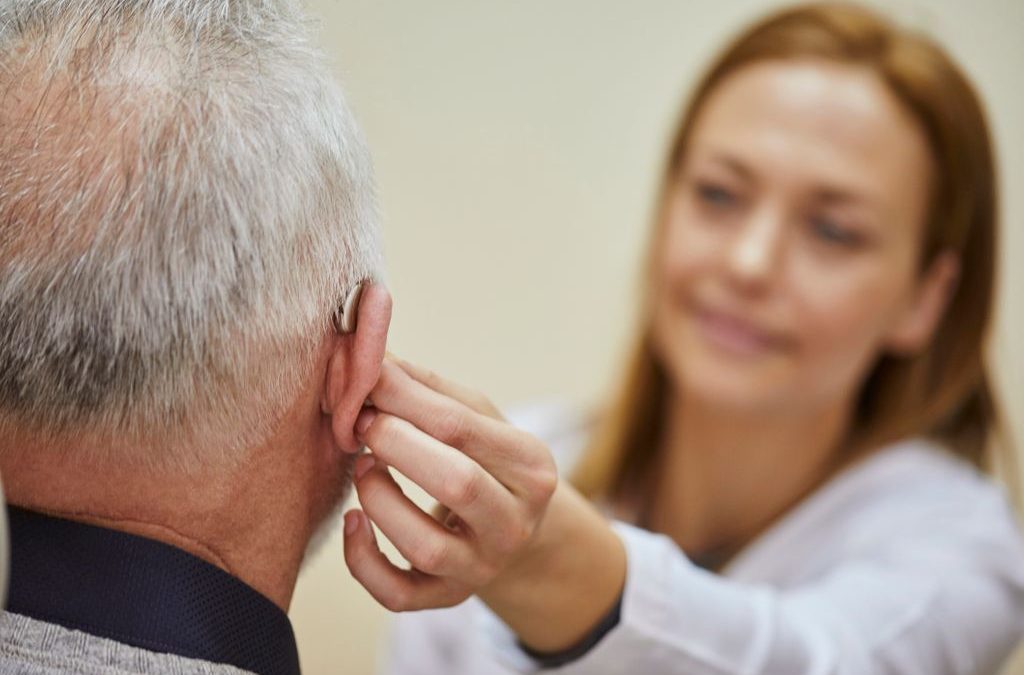 Mutuelle santé: la prise en charge des prothèses auditives varie en fonction du contrat souscrit